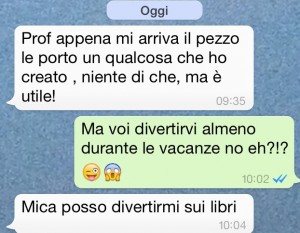 Scambio di messaggi con Whatsapp con Simone Versienti